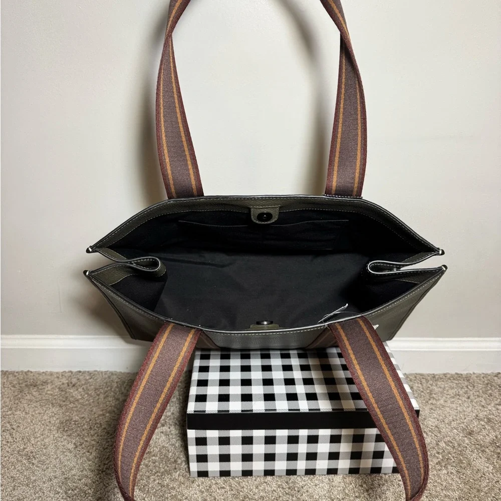 Coach Smith Tote NWT - Picture 3 of 8